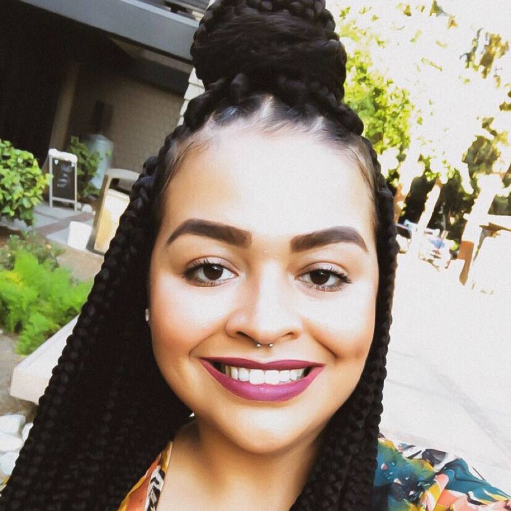 Meet your Posher, Vannessa